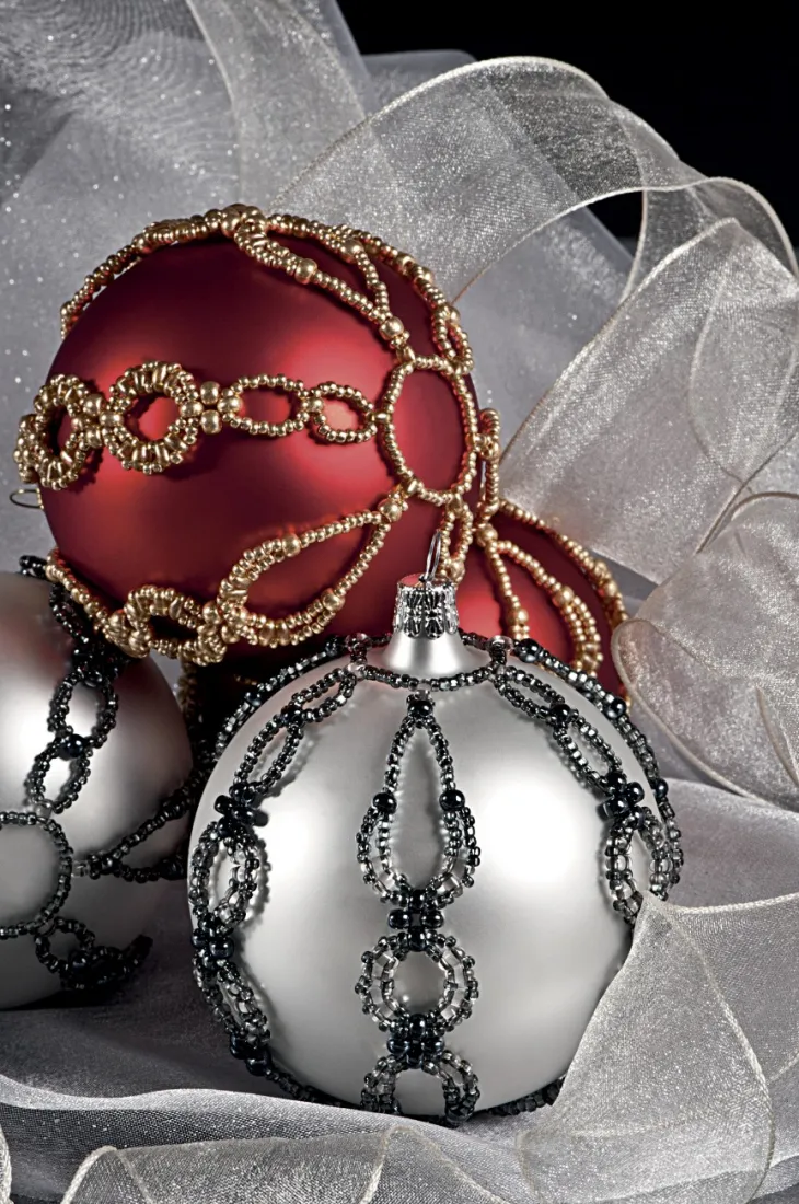 Seed Beads Christmas Ornaments with PRECIOSA Twin™ - projects3 - Preciosa Ornela