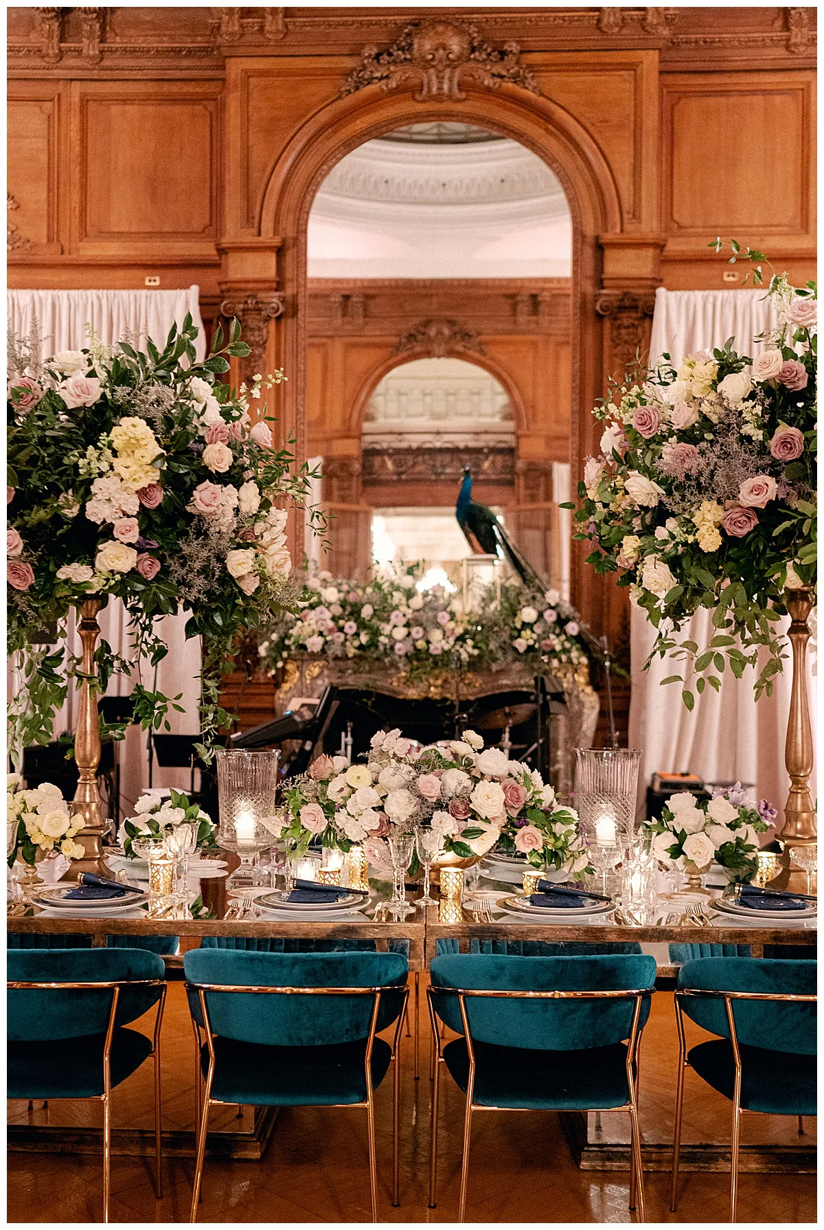 Shannon & Dana || A Glam New Year's Eve Wedding at Perry Belmont House -  Something Vintage