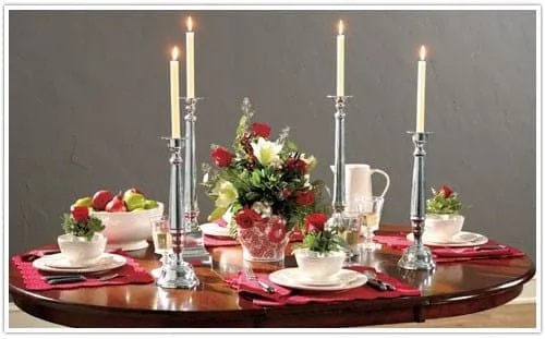 Simple but Elegant Holiday Tables - How to Decorate