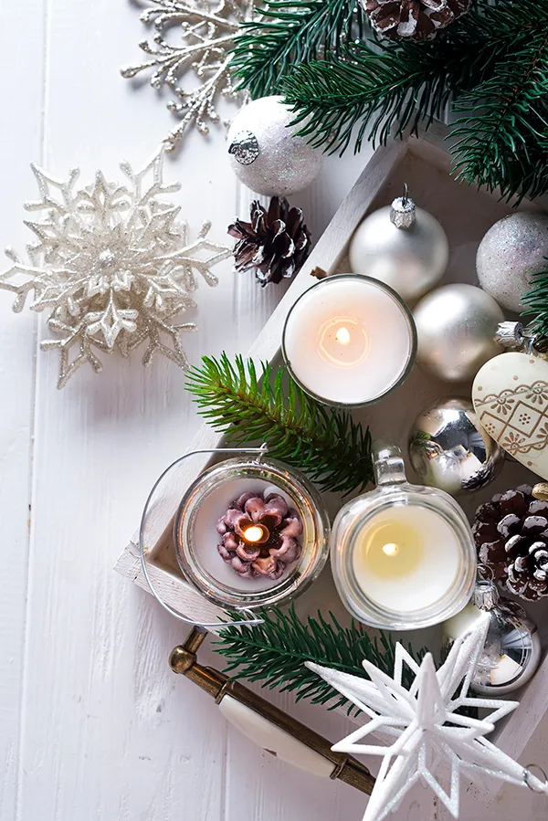 Simple DIY Christmas Table Display - The Country Diary