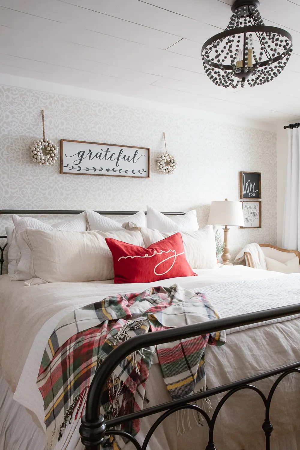 Simple Farmhouse Christmas Bedroom Decor - Making it in the Mountains