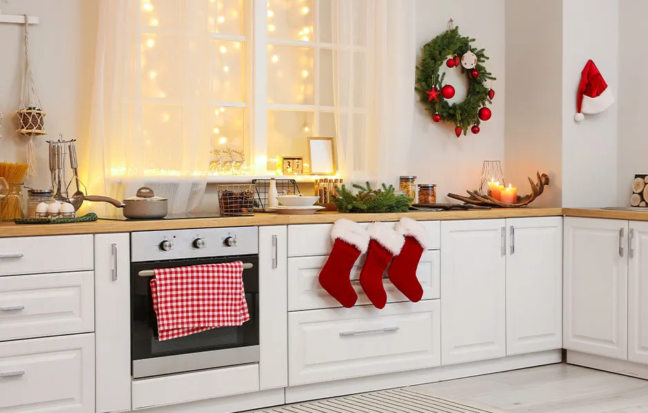 Simple Holiday Decorating Ideas for Every Part of Your Home | Southern  Motion