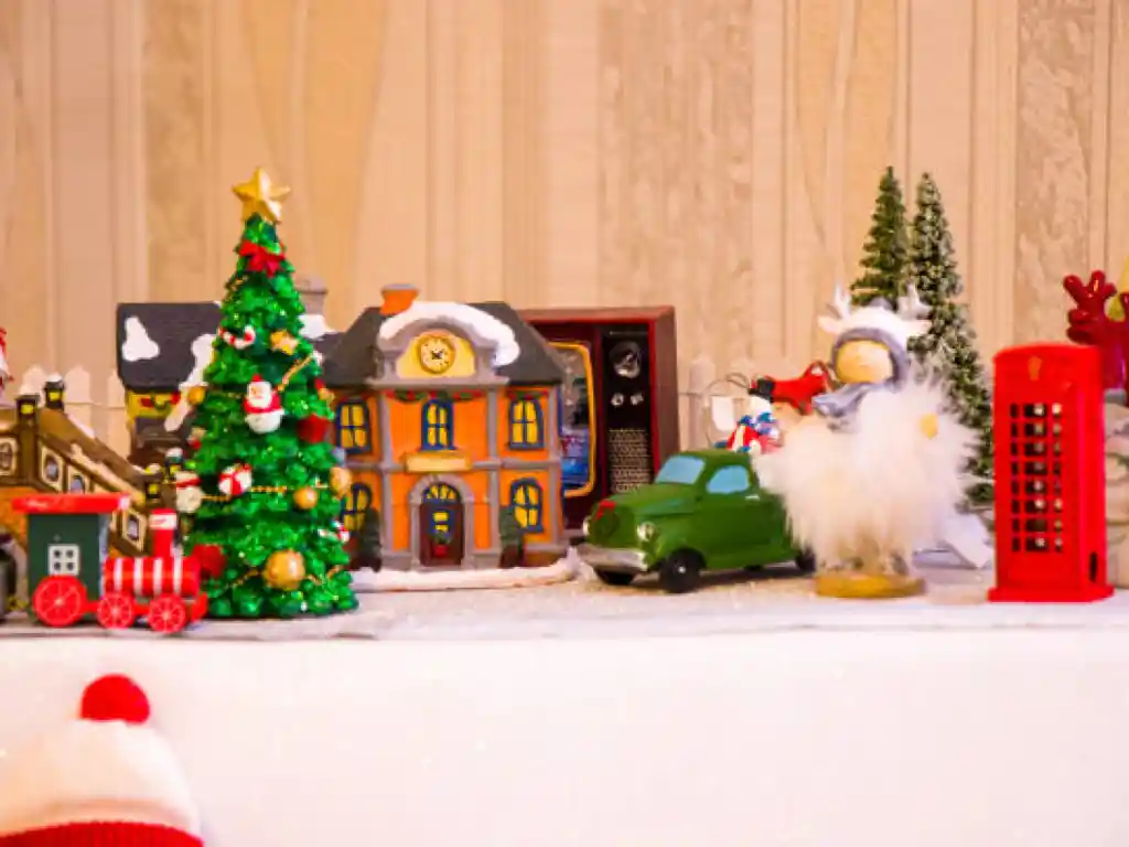 Small Mini Christmas Village 4,000+ Miniature Christmas Village Stock  Photos And Royalty-Free Pictures IStock
