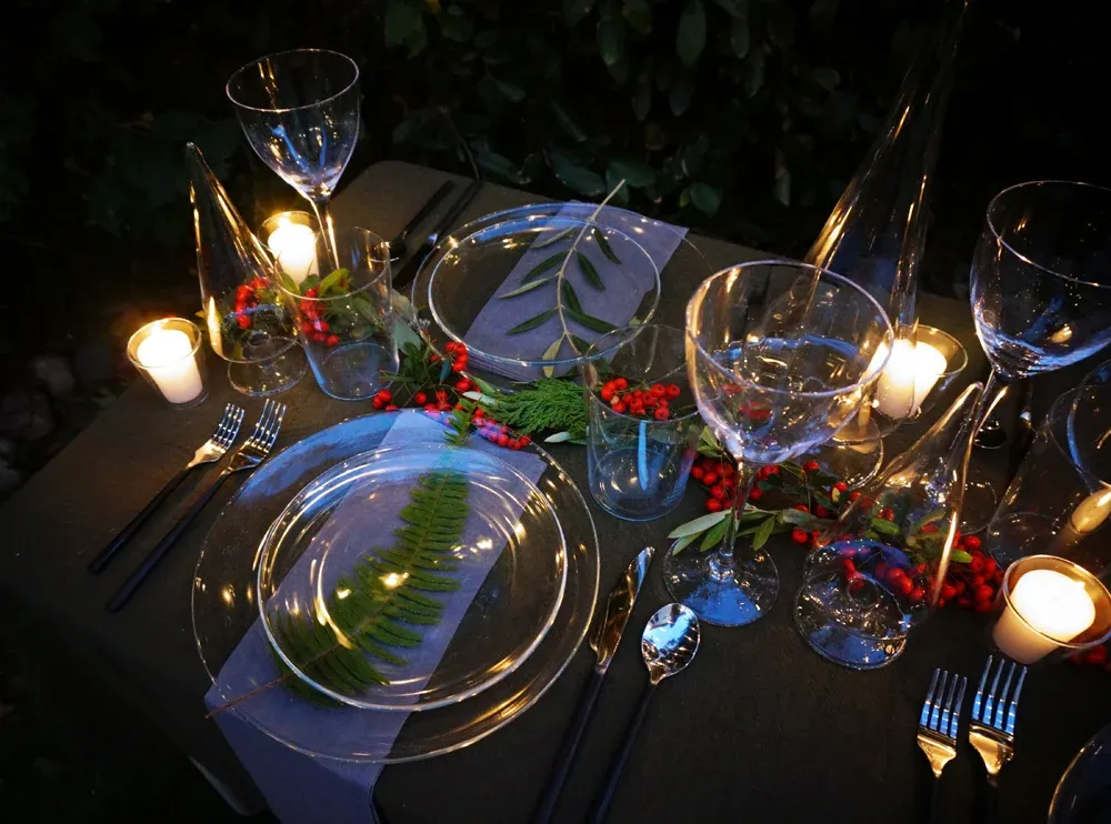 Small Space Holiday Tablescape — The Tiny Canal Cottage