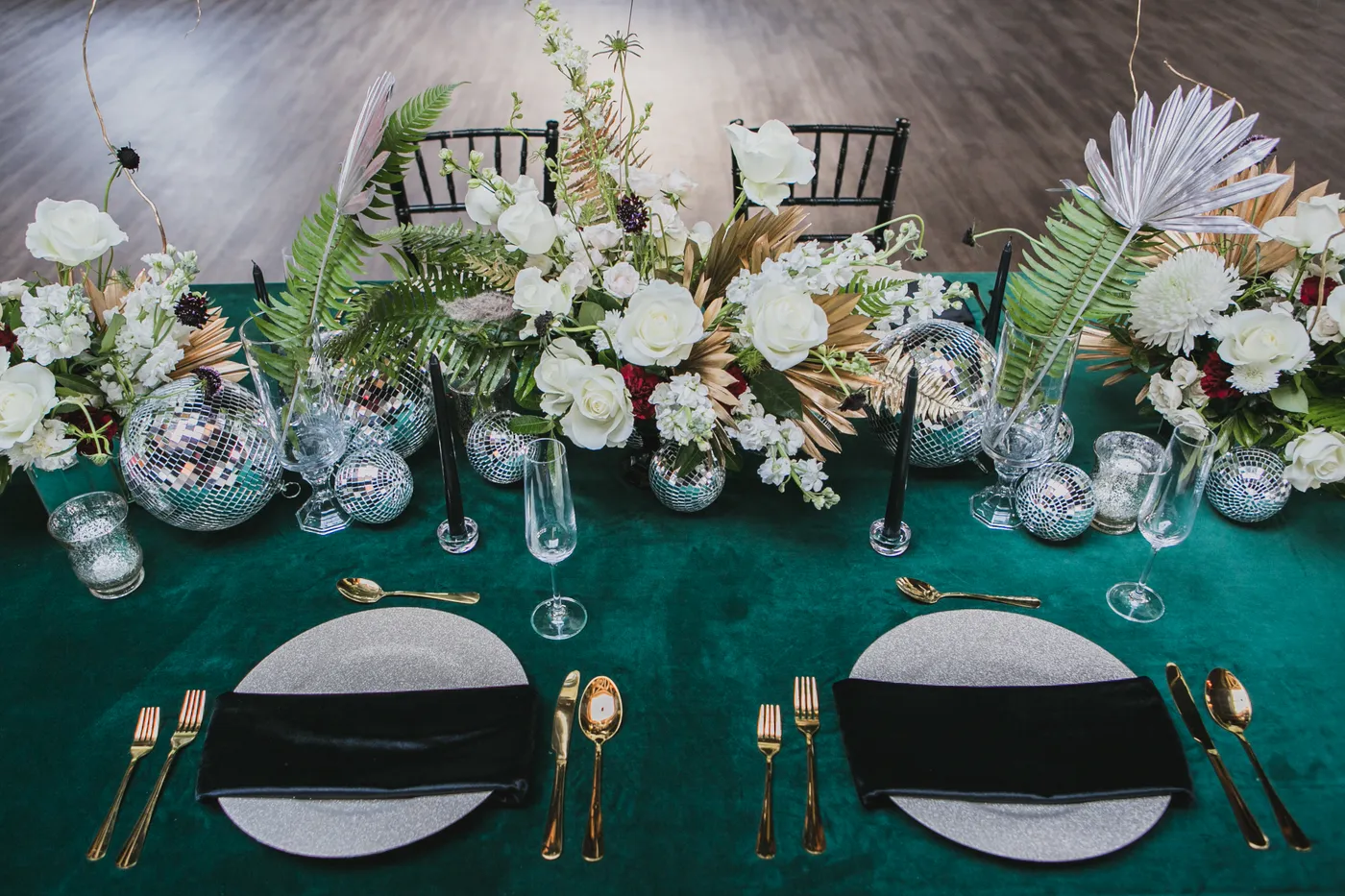 Sparkling New Year's Eve Table | At The Top Long Beach »  amethysteventproductions.com