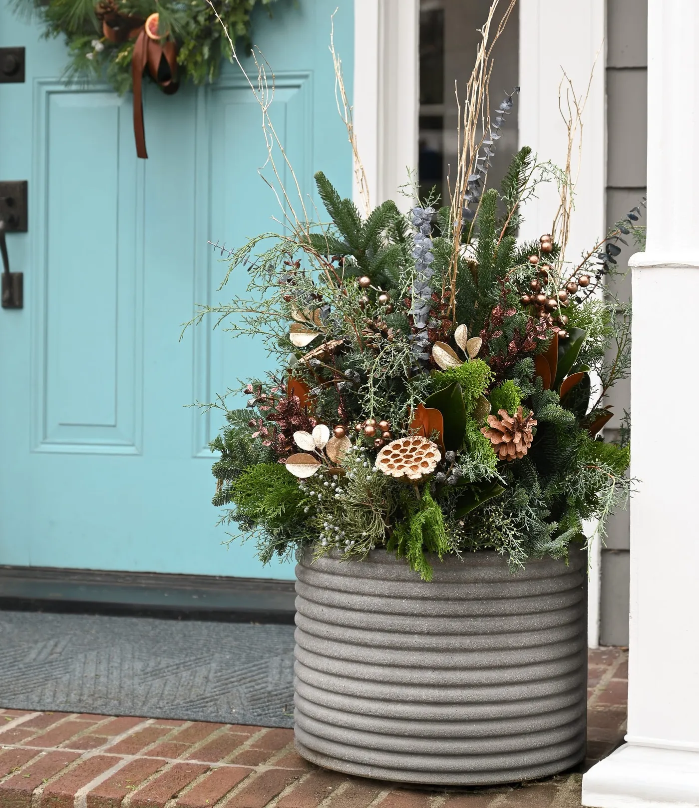 Stunning Container Garden Ideas: 10 Inspired Pots for Continuous Color