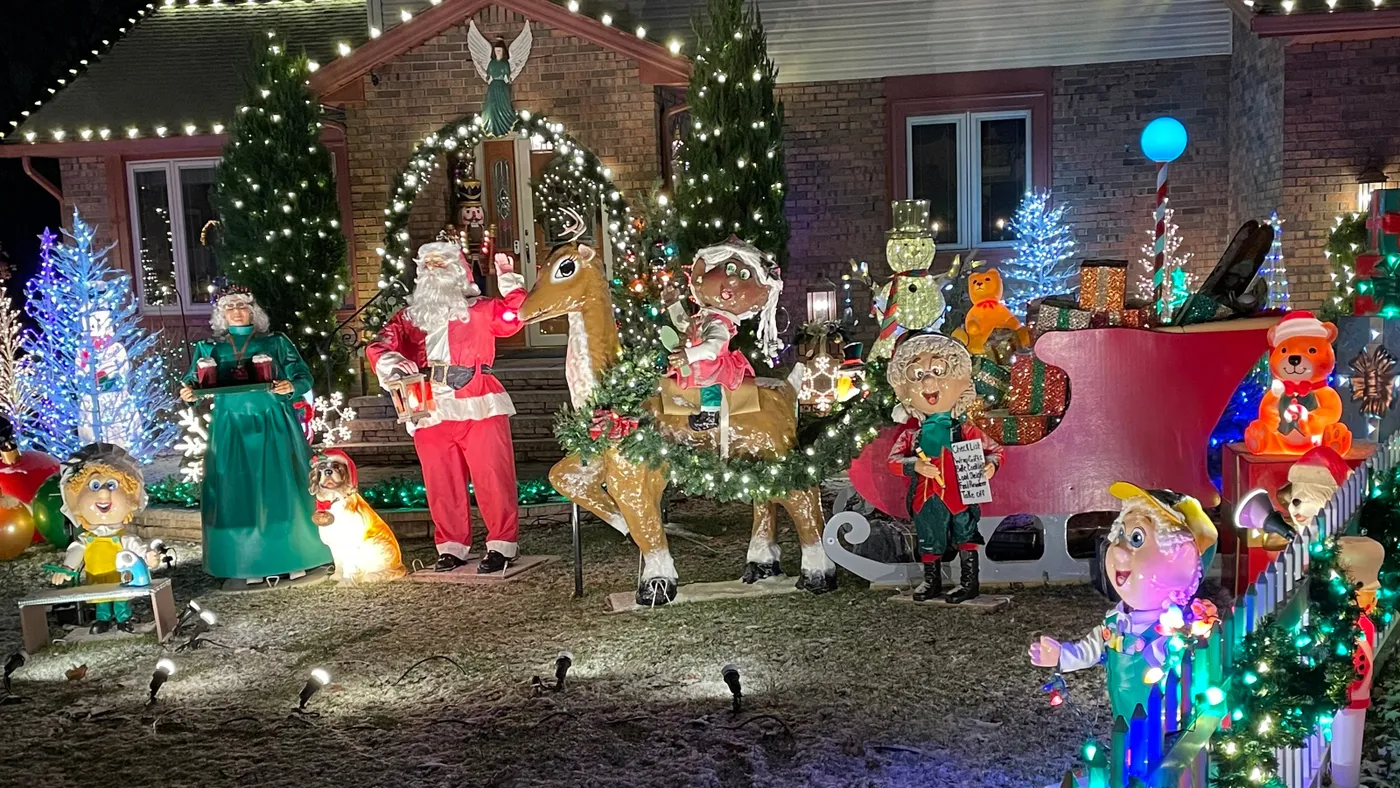 The 2025 guide to Christmas lights around Stark County