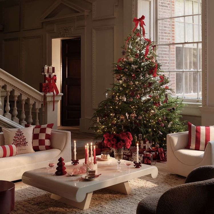 The 30+ best Christmas tree ornaments to shop in 2025 - Vogue Scandinavia