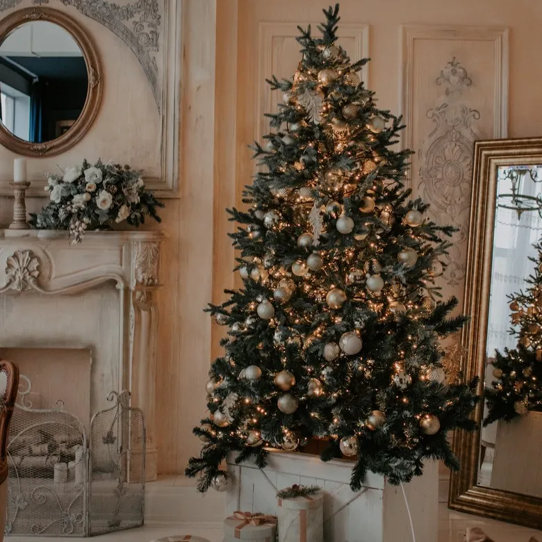 The Best Christmas Lights On Amazon To Brighten Up Your Holiday Home
