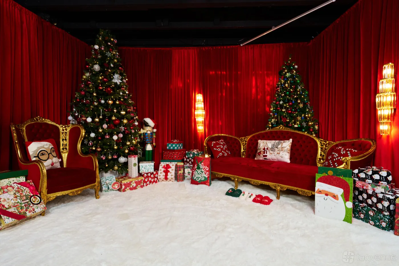THE RED LOFT Photography Studio Venue Rental in Houston, TX | Reviews,  Photos & Prices