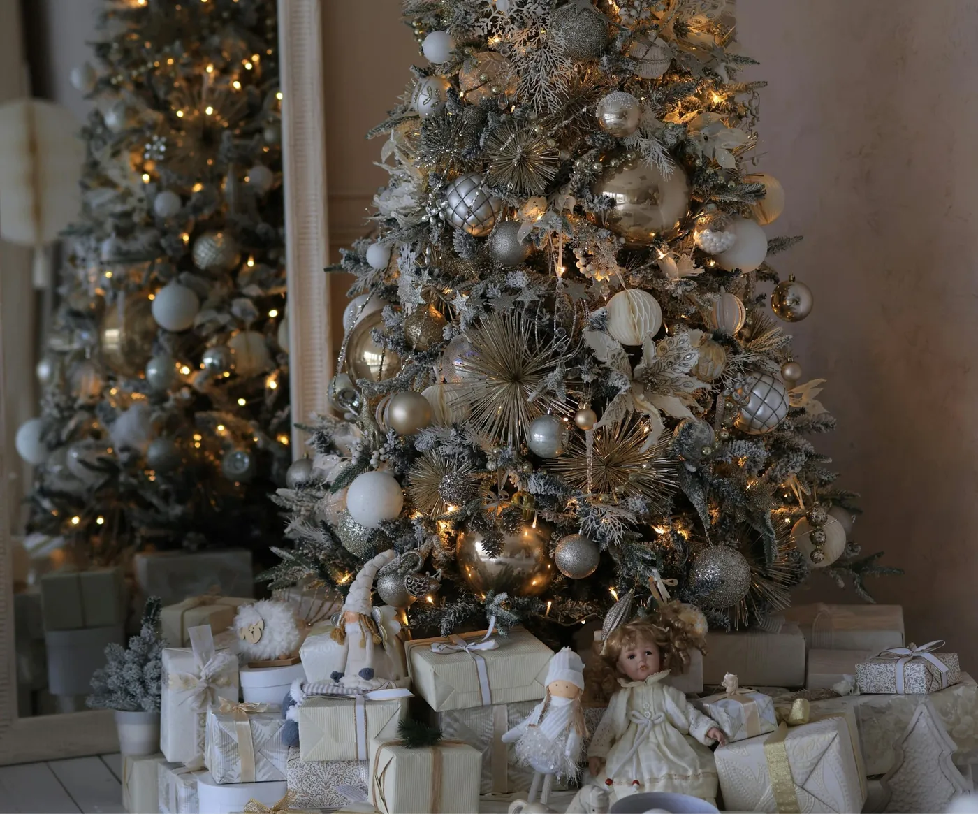 The Ultimate Guide to Buying a Luxury Artificial Christmas Tree (2026) -  Winter Abode