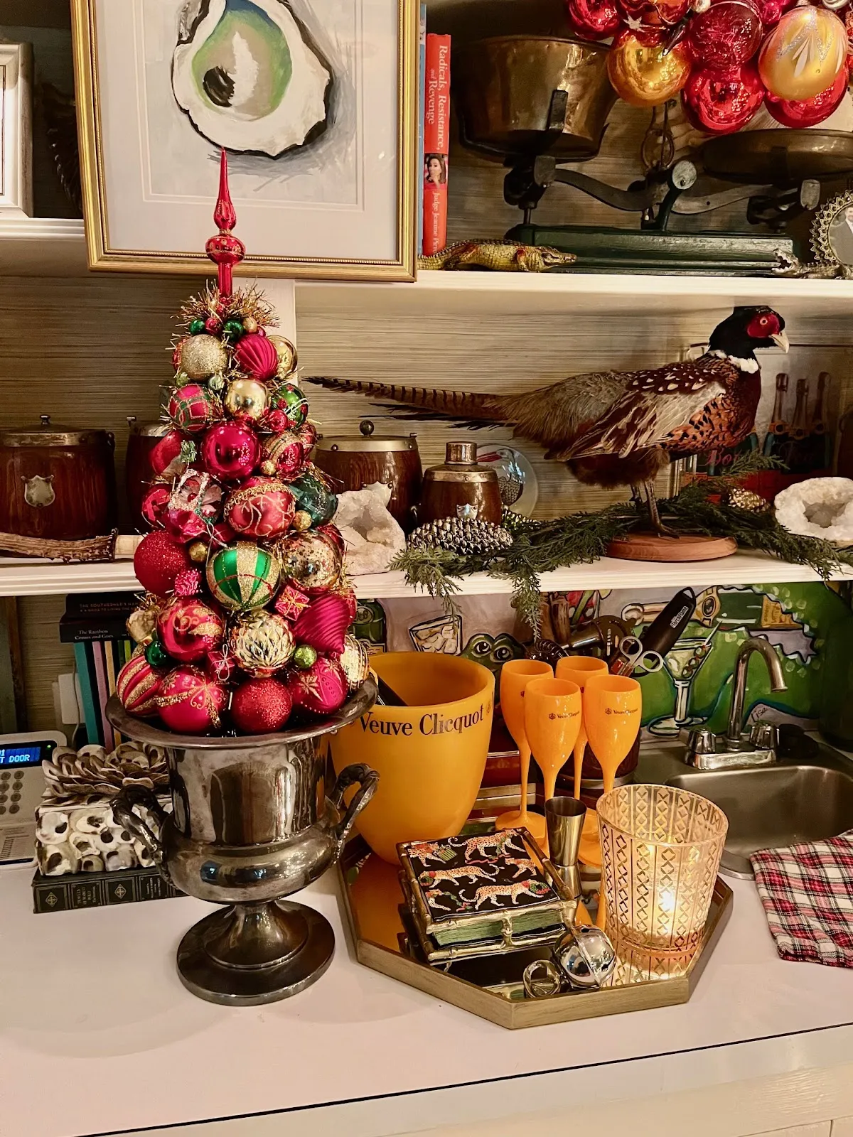 The Uptown Acorn: It's Looking A Lot Like Christmas {Vintage Baubles-  Wreath & Tree}