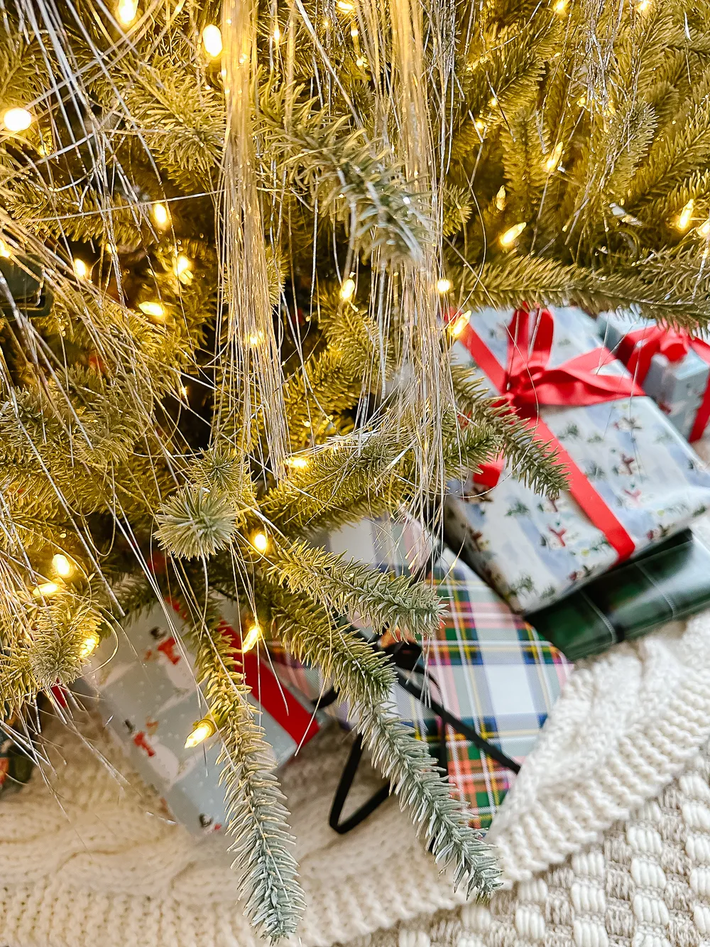 This Year's Very Sparkly Tinsel Christmas Tree - Making it in the Mountains