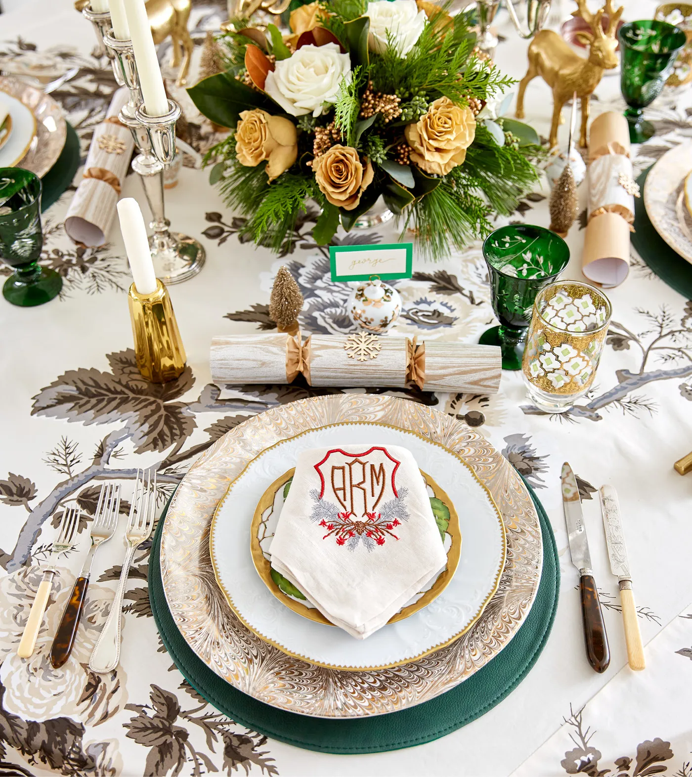 Timeless Christmas Table - Amanda Reynal Interiors
