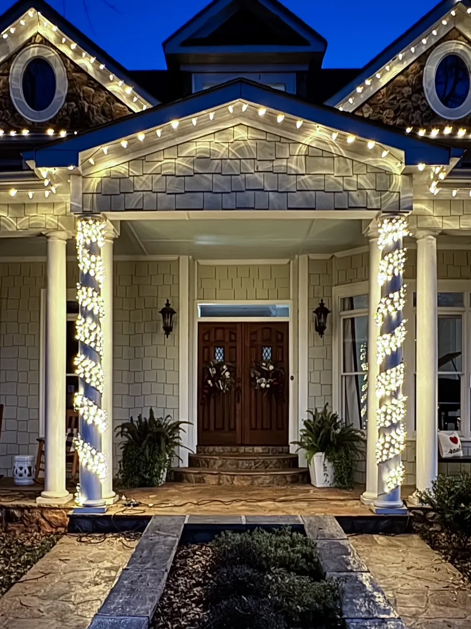 Top 5 Holiday Lighting Tips for a Festive Home Display - Duke Manor Farm by Laura Janning