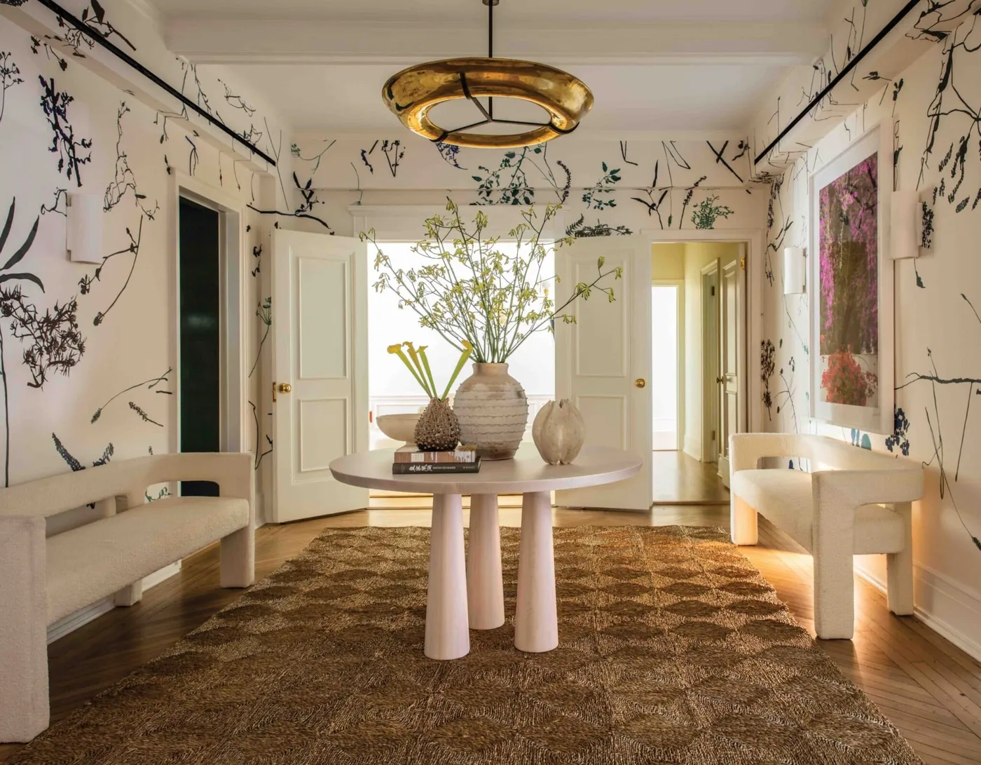 Tour a Breezy Manhattan Apartment Inspired by Ikebana – Frederic Magazine