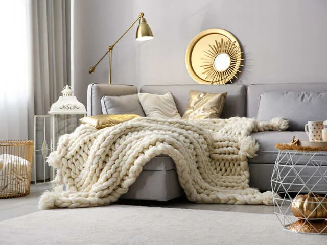 Transform Your Home With These Effortless Minimalist Winter Décor Ideas |  Femina.in