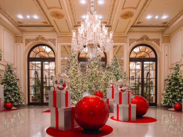 US Hotels With the Best Christmas Decorations: Photos - Business Insider