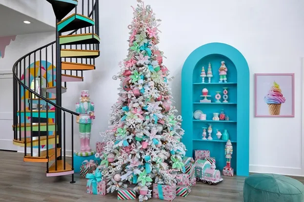 Using Gorgeous Pastel Flowers in Your Christmas Tree Designs - Decorator's  Warehouse