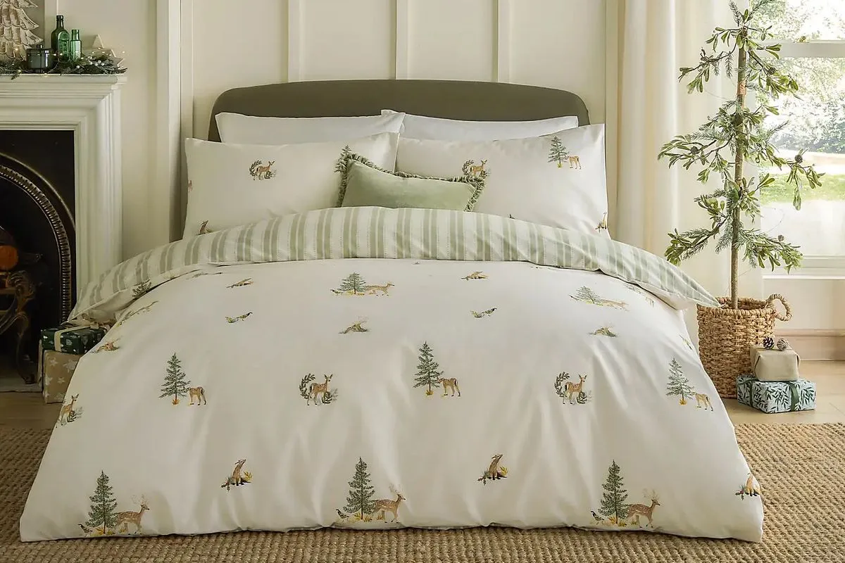 Very warm and soft' winter bedding with classy and cosy print £36 at Dunelm  - Daily Record