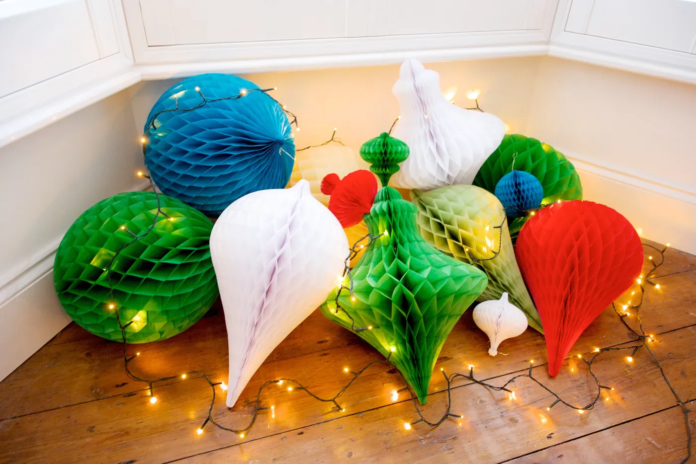 Vintage Inspired Retro Paper Christmas Decorations
