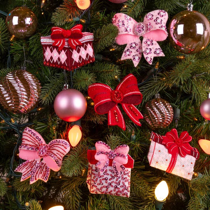 Wholesale felt tree ornaments for your store