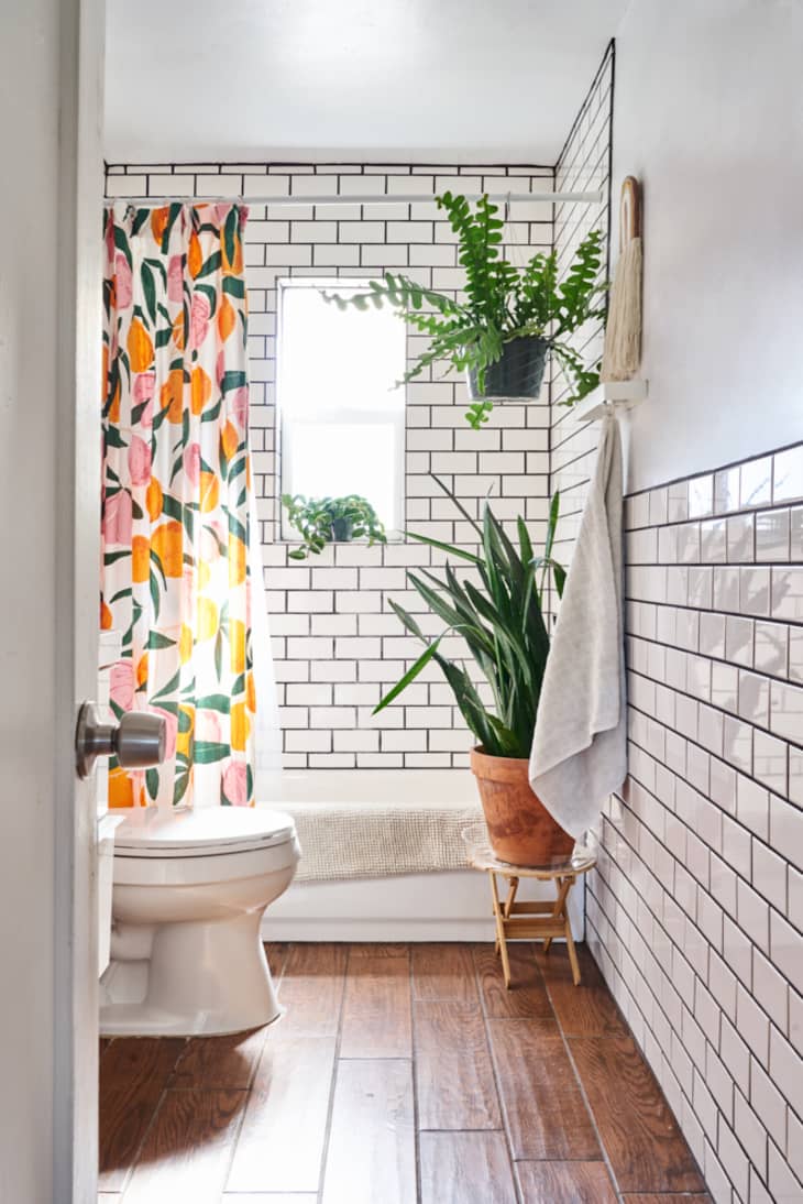 Why You Should Change Out Your Shower Curtains Seasonally | Apartment Therapy