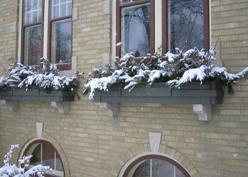 Window Boxes in the Windy City | Arts & Crafts Homes Online